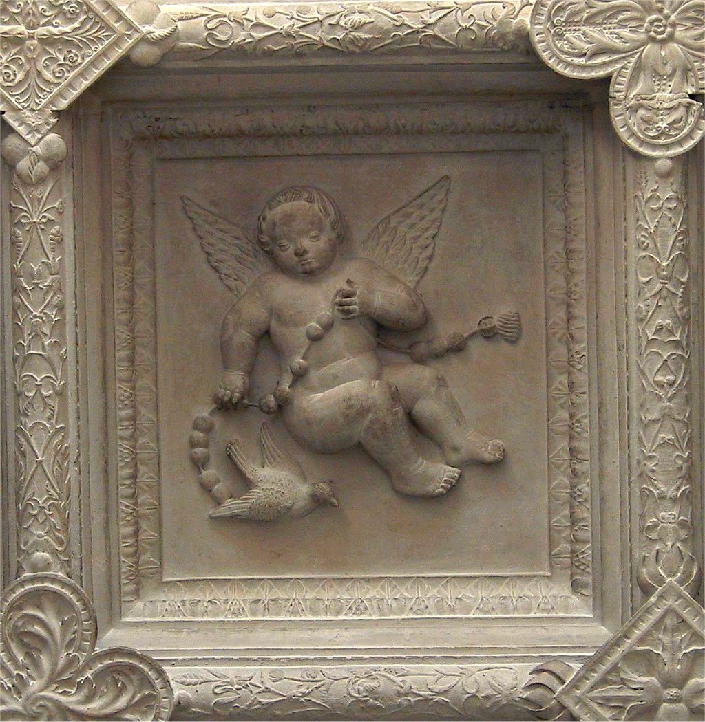 Fulcanelli Hotel Lallemant caisson 8 oiseau prisonnier.jpg (315430 octets)
