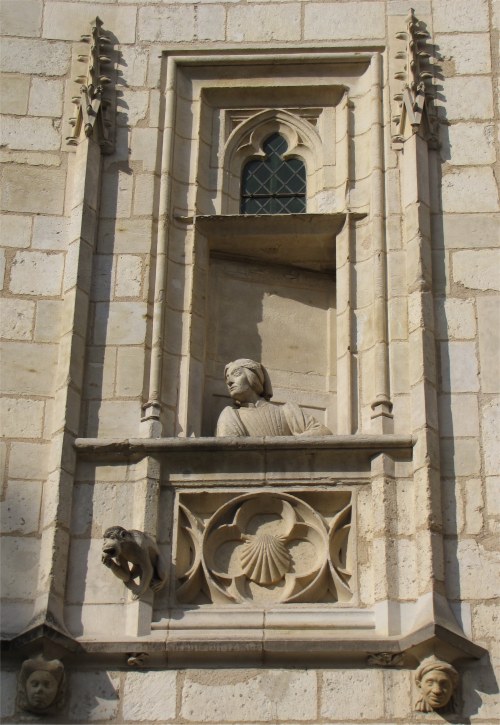 Jacques_Coeur_homme.jpg (97288 octets)